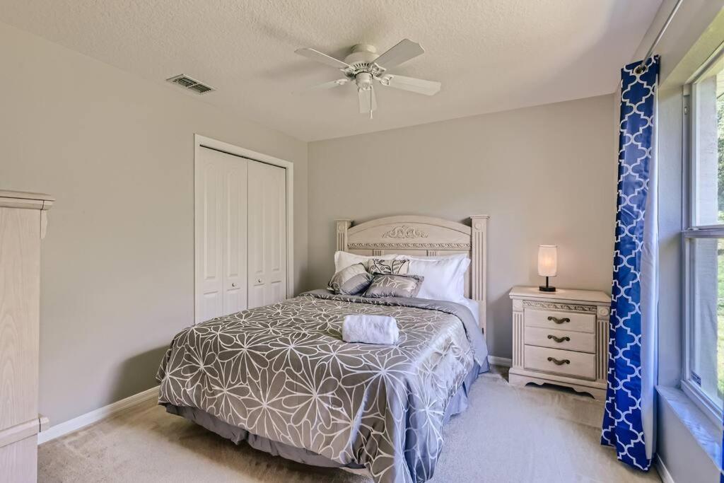 New Modern Relaxing 4 Bedroom Pool Near Disney's Parks